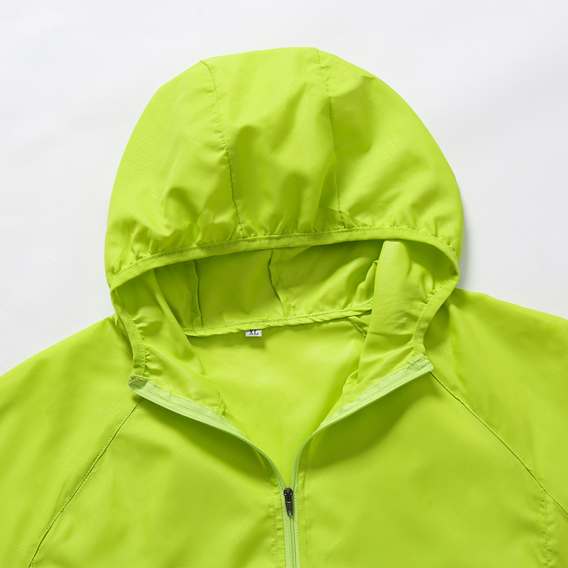 LNGXO escursionismo giacca imp - Running Gear Rain recensione e prezzo